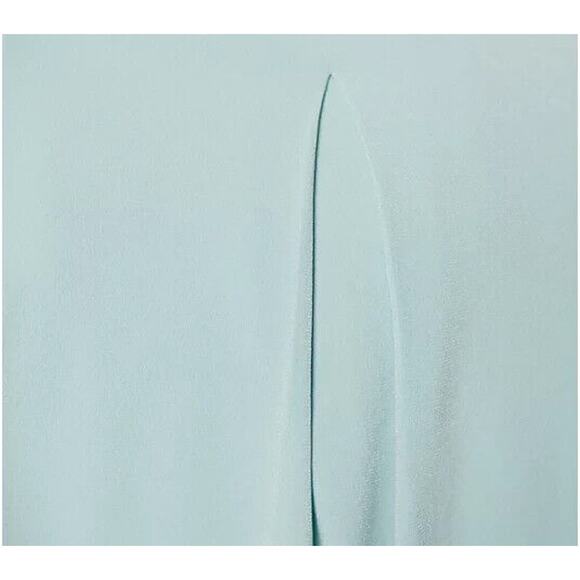 GIRL WITH CURVES NEW $45 Knit Perfect Tee in Cloud Blue Small - Picture 4 of 4